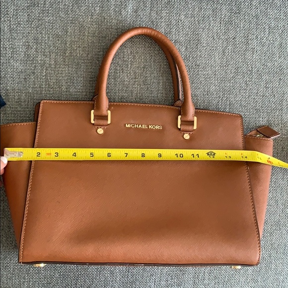Michael Kors Selma Handbag | RARE - Picture 10 of 11